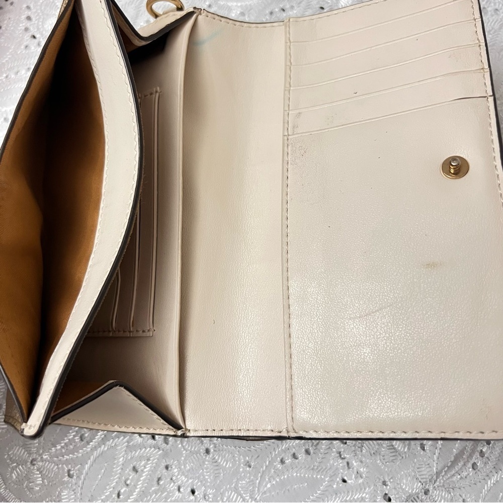 FLAP WALLET IN SIGNATURE CANVAS (COACH F32484) - Picture 7 of 11